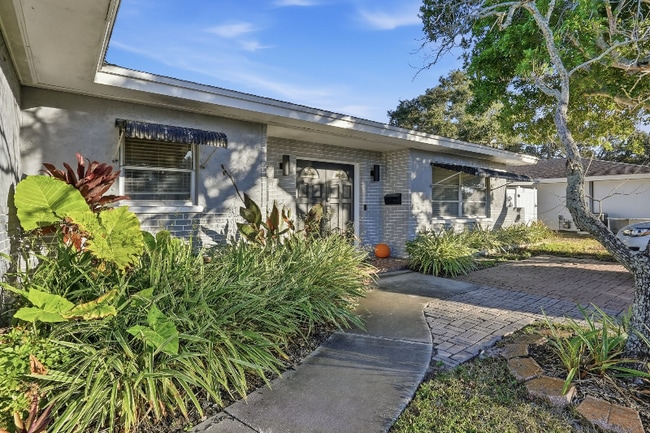 property at 725 Patricia Ave