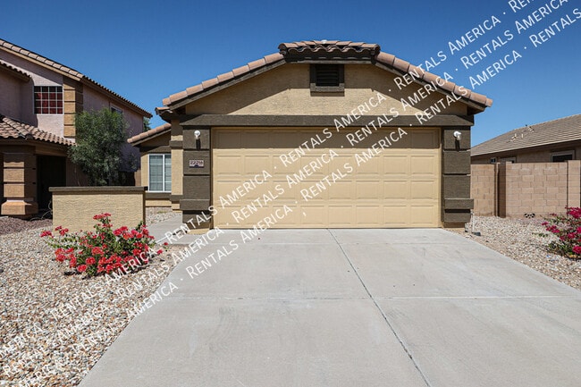 22216 W Hadley St in Buckeye, AZ - Building Photo - Building Photo