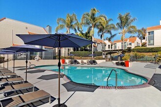 Canyon Villa in Chula Vista, CA - Building Photo - Building Photo