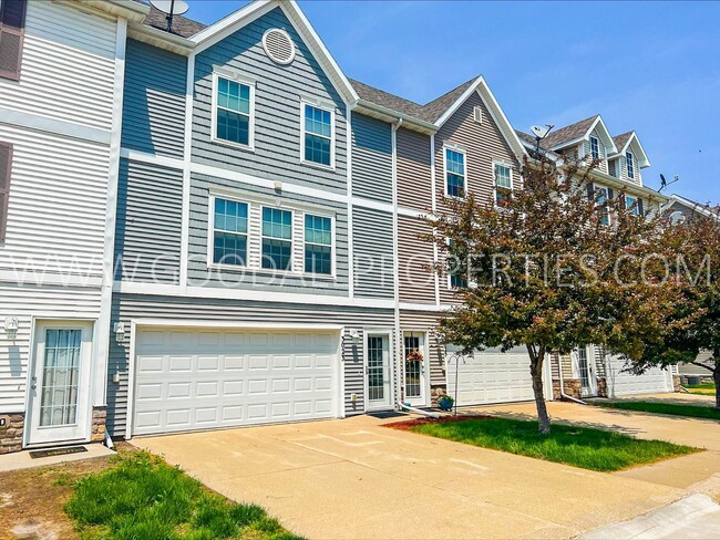 property at 3023 SW Sharmin Ln