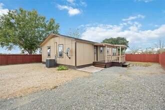 3001 FM 360 Rd in Rosenberg, TX - Building Photo - Building Photo