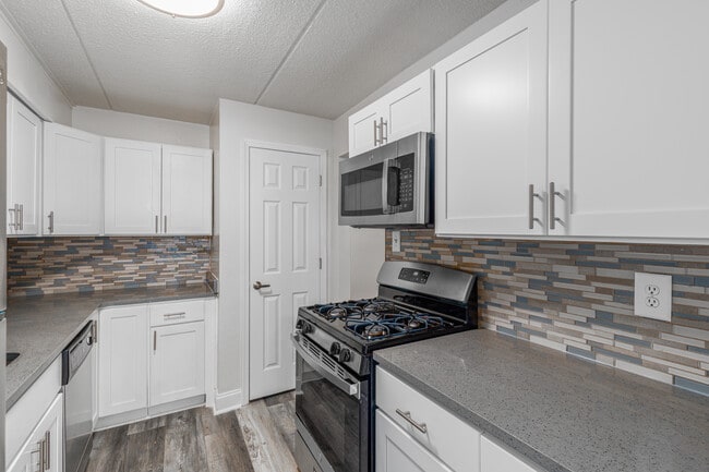 Stratford Apartments