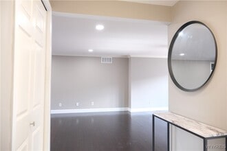32 Bernhardt Dr in Buffalo, NY - Building Photo - Building Photo