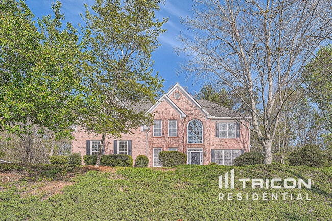 property at 5005 Wiltshire Ln