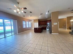 20012 Daytona Way in Tampa, FL - Building Photo - Building Photo