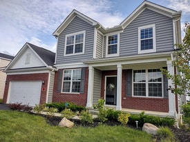 230 Winter Shadow Loop in Delaware, OH - Building Photo