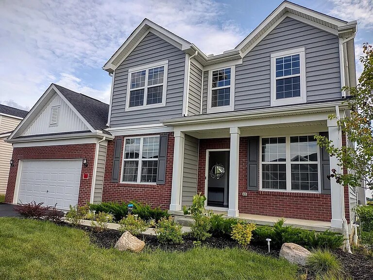 230 Winter Shadow Loop in Delaware, OH - Building Photo