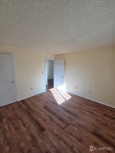 5012 Ravens Crest Dr in Plainsboro, NJ - Building Photo - Building Photo