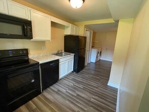 22045 Fox Ridge Rd, Unit B in Lexington Park, MD - Building Photo - Building Photo