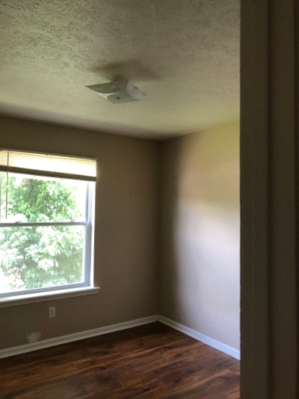 3608 Ripple Creek Dr in Louisville, KY - Foto de edificio - Building Photo