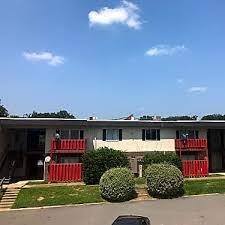 Parkway Crossing Apartments