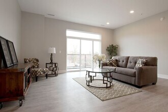 25 Carlton Ave SE in Grand Rapids, MI - Building Photo - Building Photo