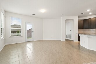 246 W Flowing River Dr in Boerne, TX - Building Photo - Building Photo