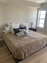 1345 West Ave, Unit 902 in Miami Beach, FL - Building Photo - Building Photo