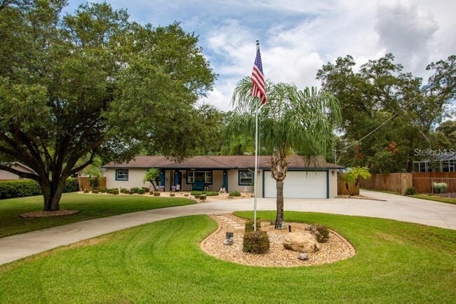 12802 N 53rd St in Tampa, FL - Building Photo - Building Photo