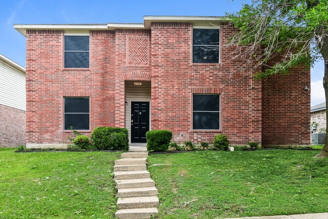 property at 2316 Graystone Dr