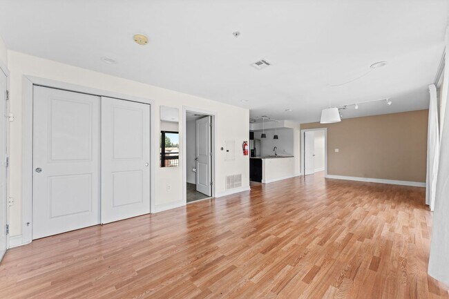125 70th St, Unit 3H in Guttenberg, NJ - Building Photo - Building Photo