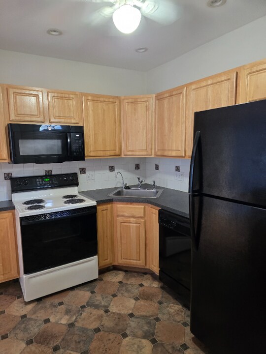 107-107 Beech St in Lowell, MA - Building Photo