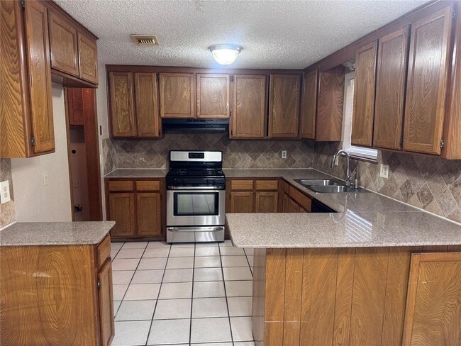 1009 Lapwing Rd in Edmond, OK - Building Photo - Building Photo