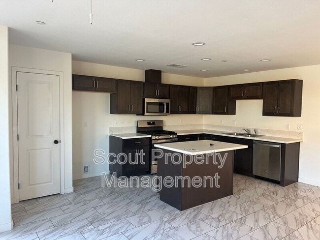 13775 Nahum Dr in Desert Hot Springs, CA - Building Photo - Building Photo
