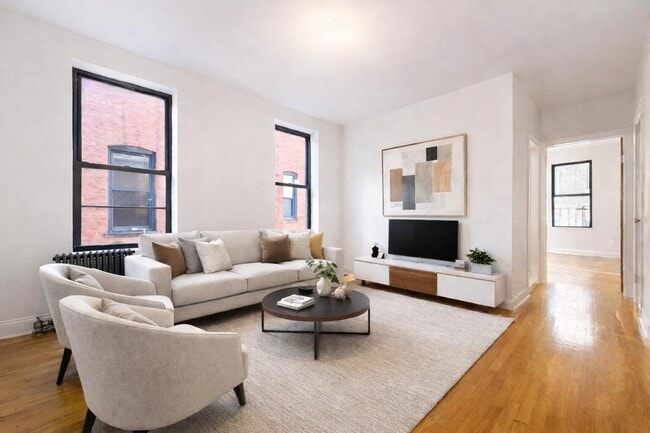 615 Fort Washington Ave