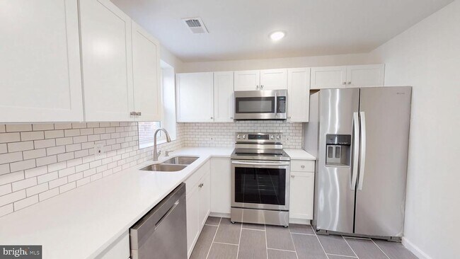 428 S Bond St in Baltimore, MD - Building Photo - Building Photo