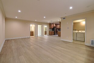 3674 W Imperial Hwy in Inglewood, CA - Building Photo