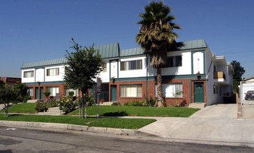 Thompson Apartments in Glendale, CA - Building Photo - Building Photo