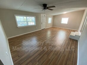 1100 SE 9th St in Mineral Wells, TX - Building Photo - Building Photo