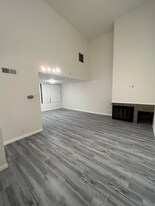 1600 S Bentley Ave, Unit 3 in Los Angeles, CA - Building Photo