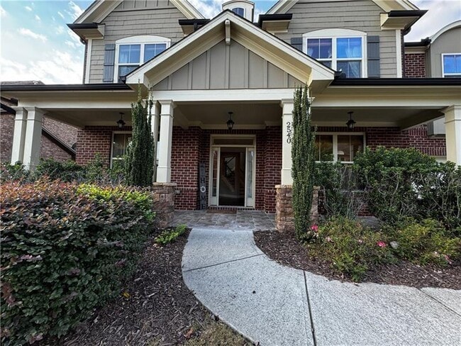 2540 Maple Ridge Ln in Cumming, GA - Building Photo - Building Photo