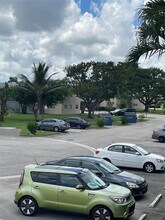 7355 NW 5th Pl in Margate, FL - Building Photo - Building Photo