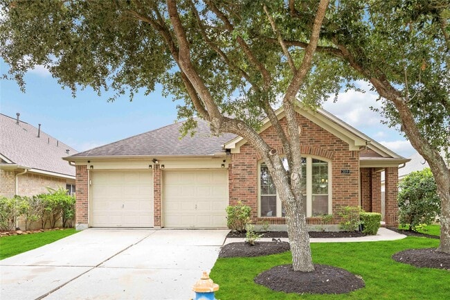 2019 Shore Breeze Dr