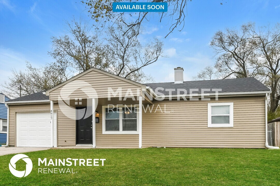 4917 Barlow Dr in Lawrence, IN - Building Photo
