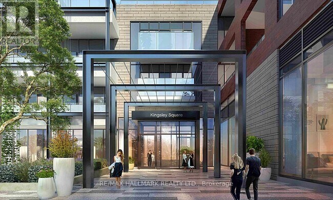 705 Davis Dr in Newmarket, ON - Building Photo - Building Photo