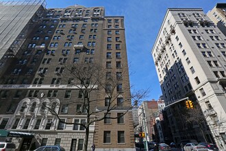 599 West End Ave in New York, NY - Building Photo - Building Photo