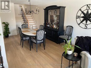 65 Wintergreen Rd in Toronto, ON - Building Photo - Building Photo