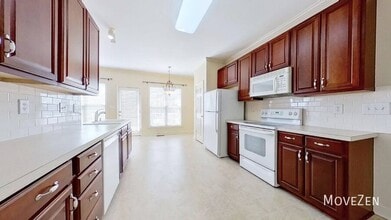 5808 Chesridge Ln in Winston-Salem, NC - Building Photo - Building Photo
