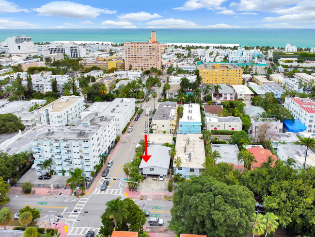 759 Meridian Ave in Miami Beach, FL - Building Photo - Building Photo