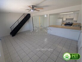 545 W 16th Ave in Apache Junction, AZ - Building Photo