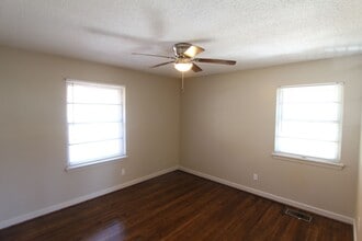 1517 Carol Cir in Midfield, AL - Building Photo - Building Photo
