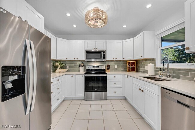 1255 Illinois Dr