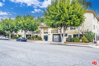 12100 Birch Ave in Hawthorne, CA - Building Photo - Building Photo