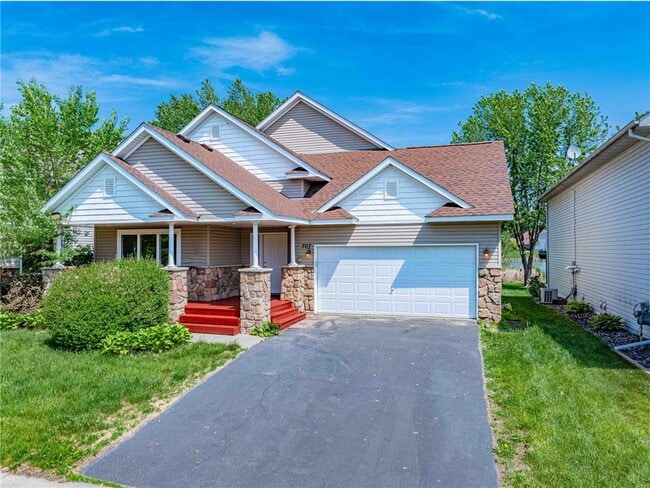 property at 707 E 7th St