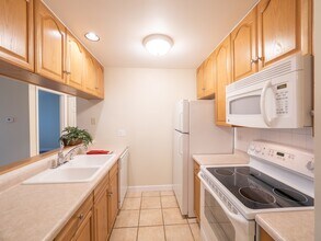 210 Glengarry Dr in Bloomingdale, IL - Building Photo - Building Photo
