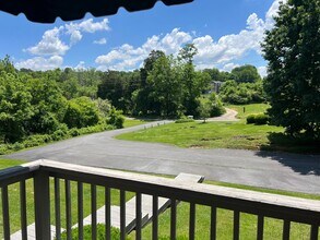 2121 Dave Buck Rd in Johnson City, TN - Building Photo - Building Photo