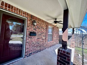 208 W Franklin Ave in Saginaw, TX - Building Photo - Building Photo