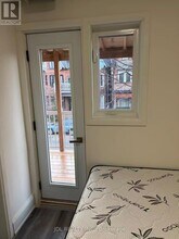 5 Sorauren Ave in Toronto, ON - Building Photo - Building Photo