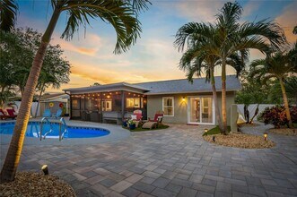 808 Rustic Oaks Dr in Palm Harbor, FL - Building Photo - Building Photo