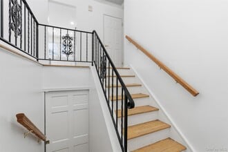 1618 Morningview Dr in Yorktown Heights, NY - Building Photo - Building Photo